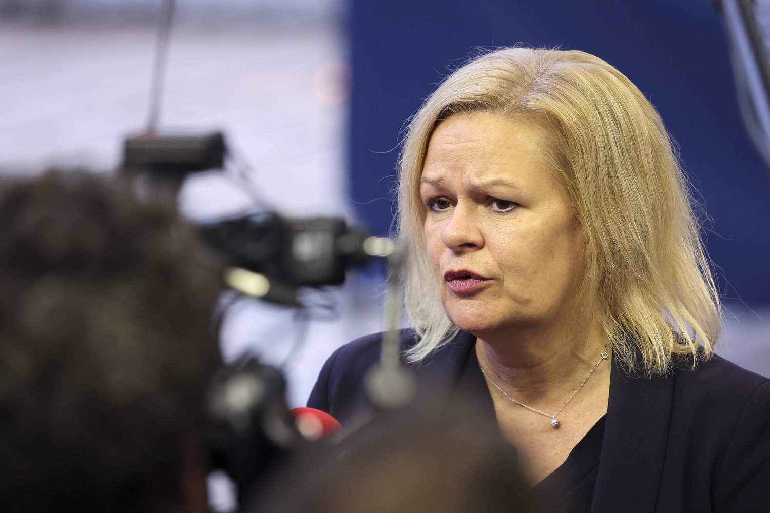 وزيرة الداخلية الألمانية تدعو لترحيل داعمي حماس 