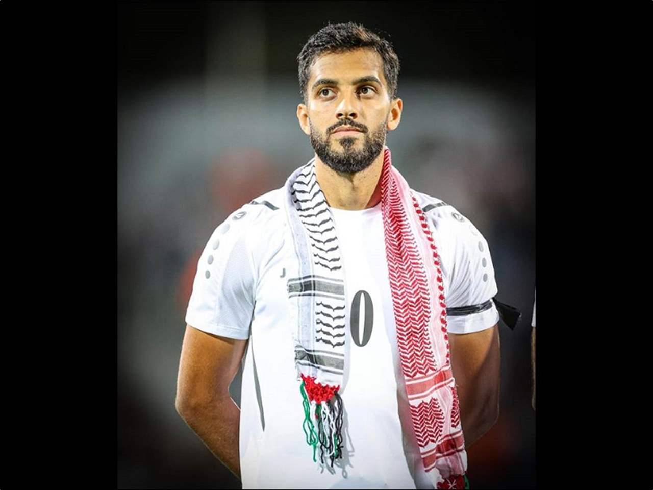 صورة - الأردني التعمري يتضامن مع فلسطين ويتجاهل التهديدات