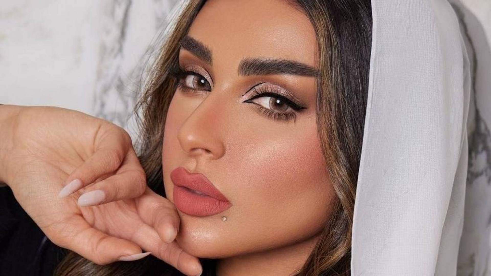 بعد تشبيهها بـ أحلام.. هكذا علقت أمل الانصاري