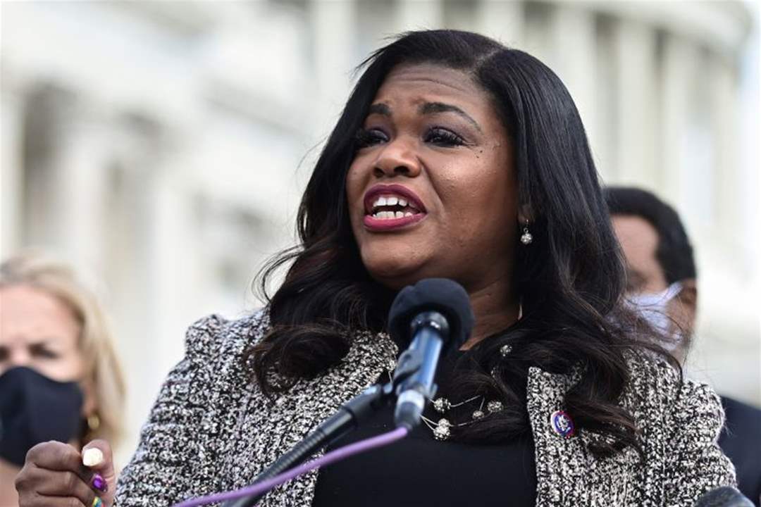 عـضـو الكونغرس الأميركـي كـوري بـوش: يجب علينا أن نعترف بإنسانيتنا الجماعية ونطالب بوقف اطلاق النار في غزة