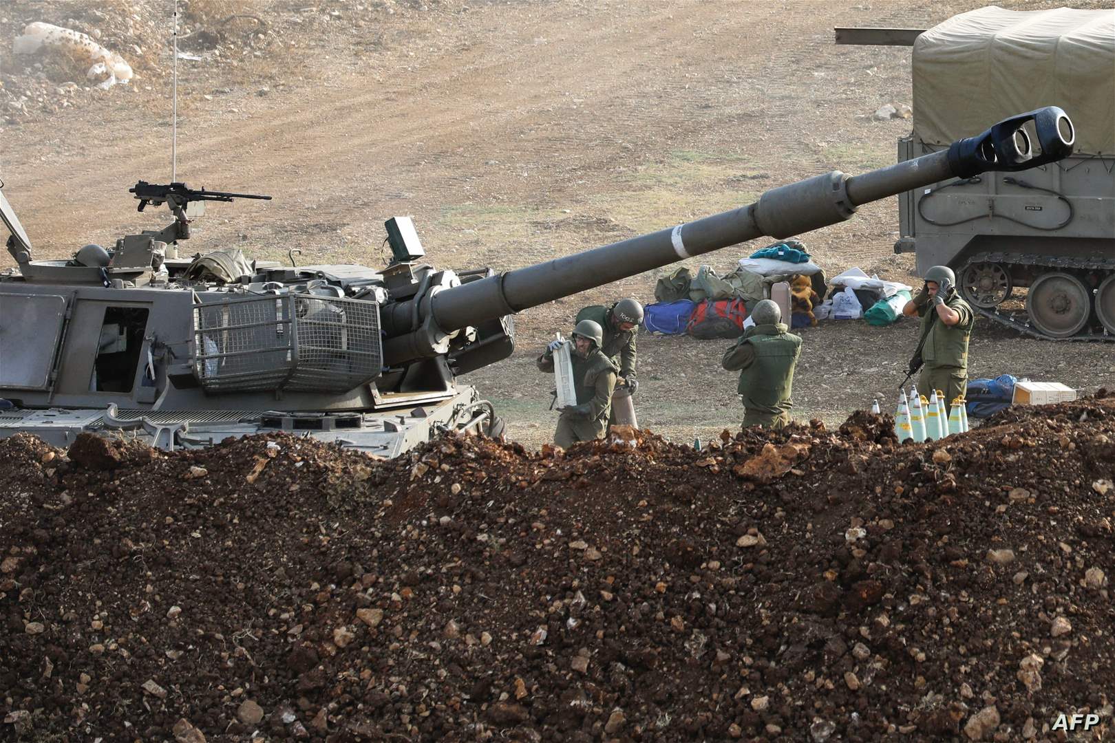 جيش الإحتلال: قصفنا بالمدفعية مناطق في جنوب لبنان أُطلقت منها قذائف هاون 