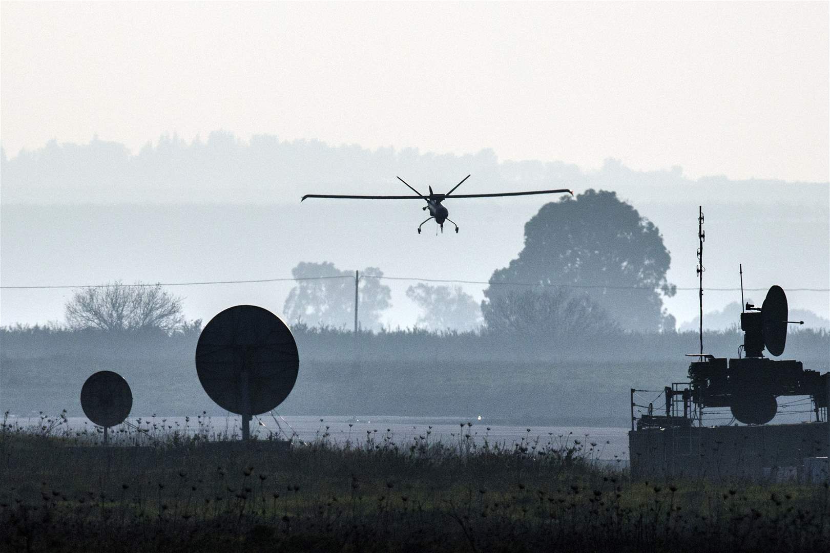 حزب الله: هاجمنا مقر قيادة كتيبة الإحتلال ‏في ثكنة زبدين بواسطة مسيرتين هجوميتين مليئتين بكمية ‏كبيرة من المتفجرات