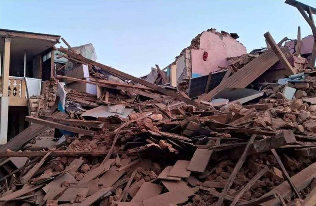 زلزال قوي يهزّ نيبال ويودي بحياة 128 شخصاً 