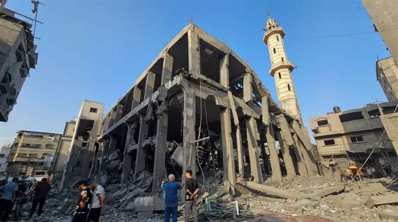غارات الإحتلال دمرت 3 مساجد في غزة منذ الصباح