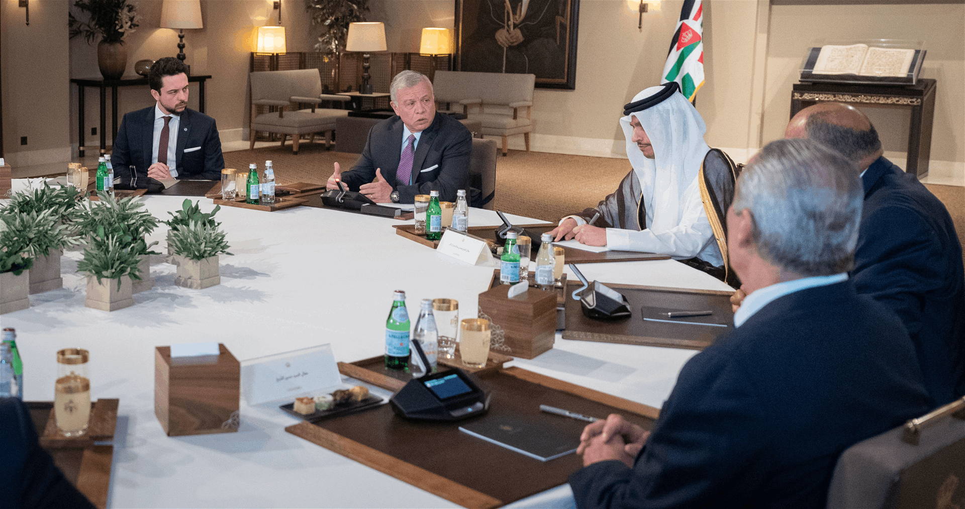 العاهل الأردني يدعو وزراء خارجية عرب للحديث بصوت واحد مع المجتمع الدولي
