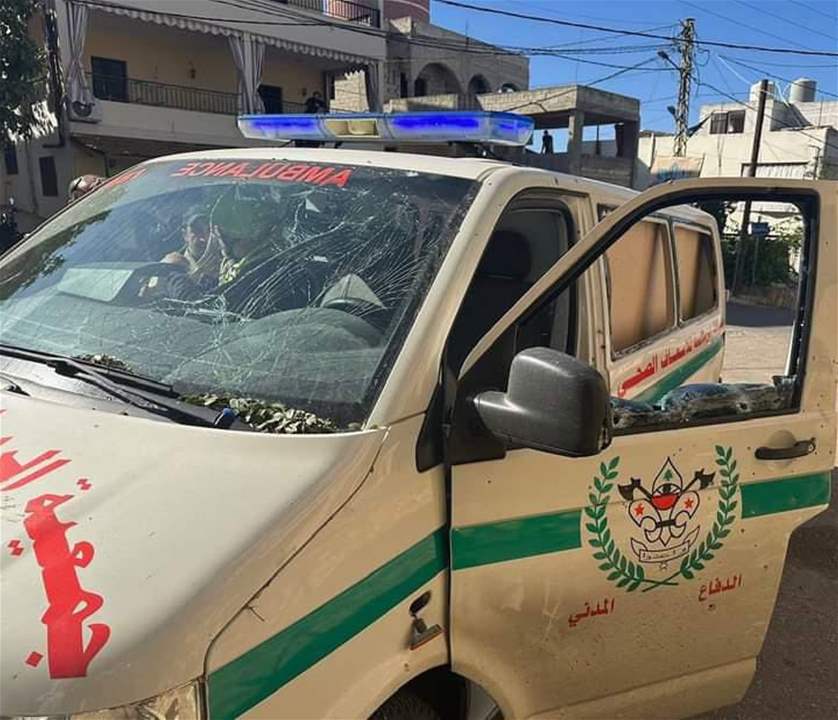 الدفاع المدني في كشافة الرسالة: إصابة 4 مسعفين جراء إستهدافهم من قبل مسيّرة معادية في أطراف طير حرفا أثناء قيامهم بواجبهم الإنساني  