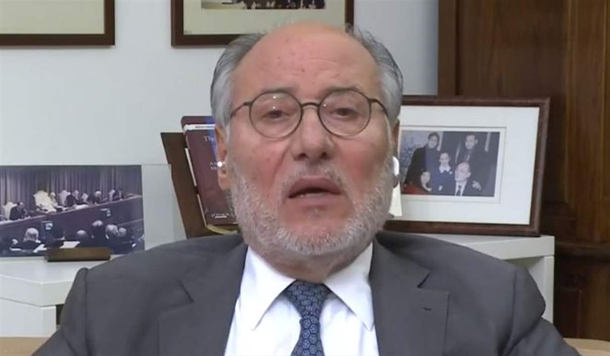 عباس الحلبي: مرة جديدة يستبيح العدو الاسرائيلي كل القيم والقواعد التي تحكم الحرب والسلم باستهدافه المدنيين الأبرياء 