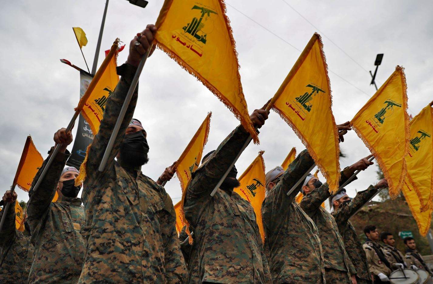 حزب الله: إستهدفنا قوة لوجستية تابعة لجيش الإحتلال قرب ثكنة دوفيف وأوقعنا فيها إصابات مؤكدة بين قتيلٍ وجريح 