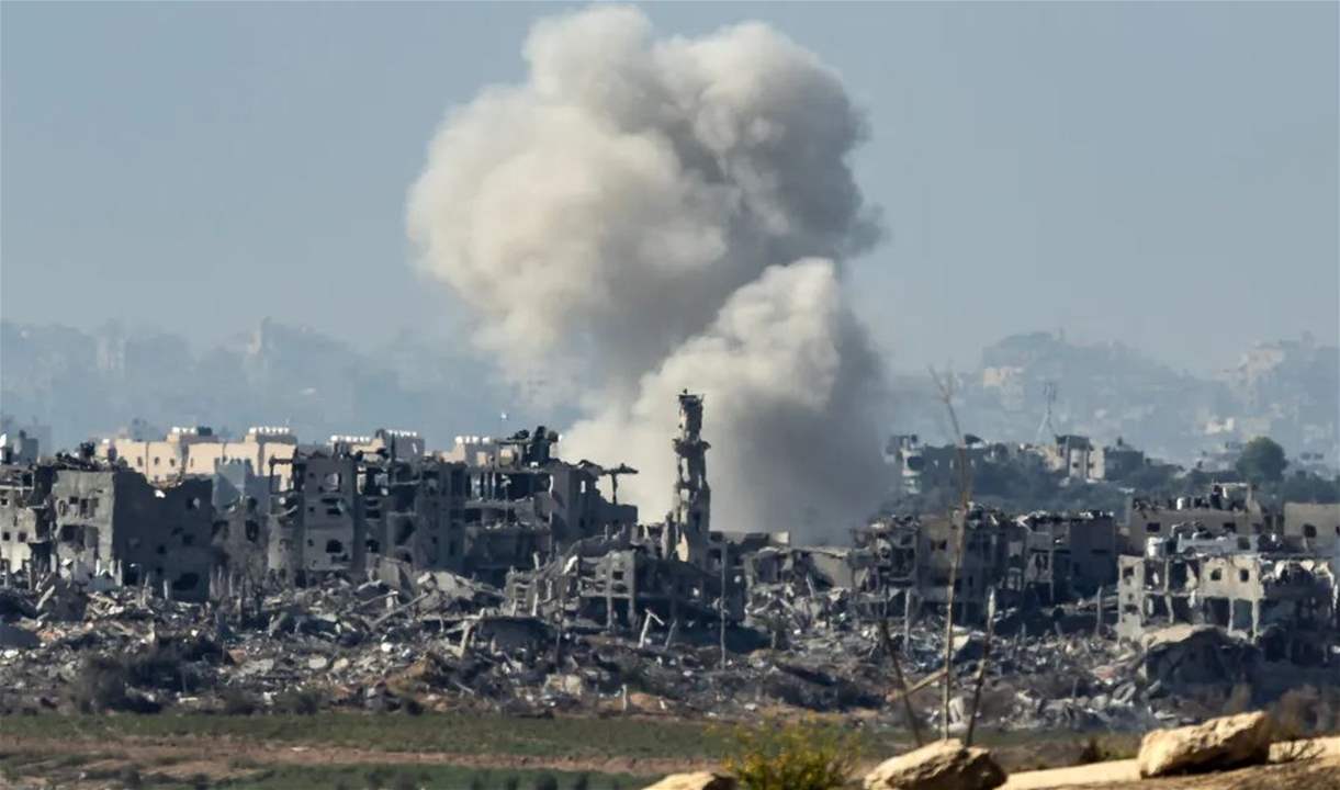جيش الإحتلال يقصف منزل إسماعيل هنية في غزة 