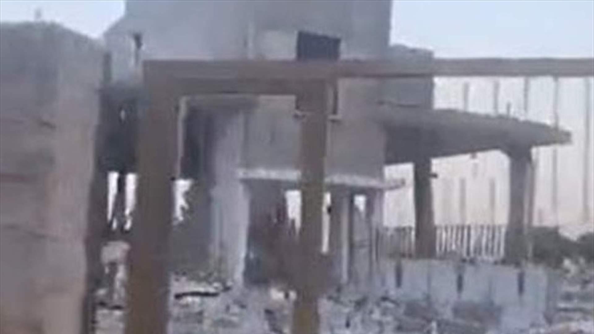 بالفيديو – المنزل الذي استهدفه الاحتلال في بيت ياحون مما أدى لاستشهاد خمسة مقاومين بينهم نجل النائب محمد رعد 