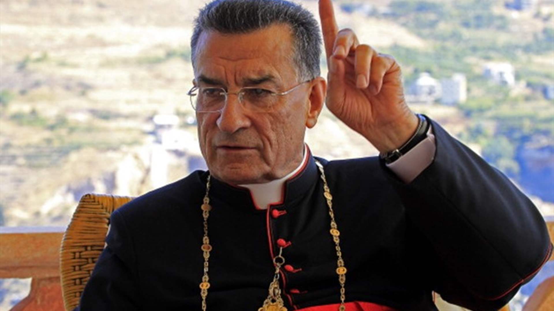 وفد من المجلس الإسلامي الشيعي الأعلى في بكركي.. الراعي: سنتّصل برعد لنعزّيه ولتكُن دماء الشهداء من أجل لبنان