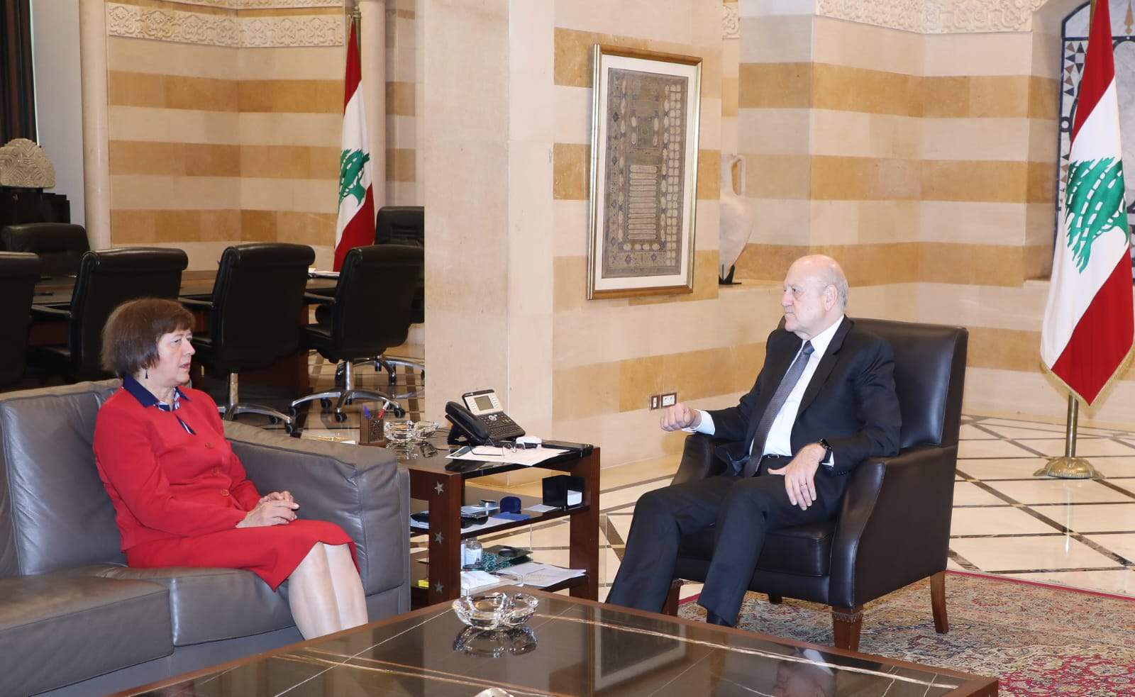 سلسلة لقاءات لميقاتي في السرايا الحكومية