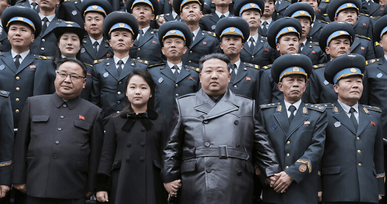 زعيم كوريا الشمالية اطلع على أول صور التقطها قمر الاستطلاع بينها 7 مواقع وأهداف أميركية