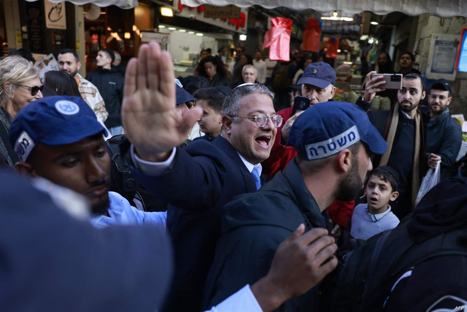 بن غفير يزعم بأن حماس خلف هجوم القدس ويدعو الإسرائيليين إلى حمل سلاحهم 