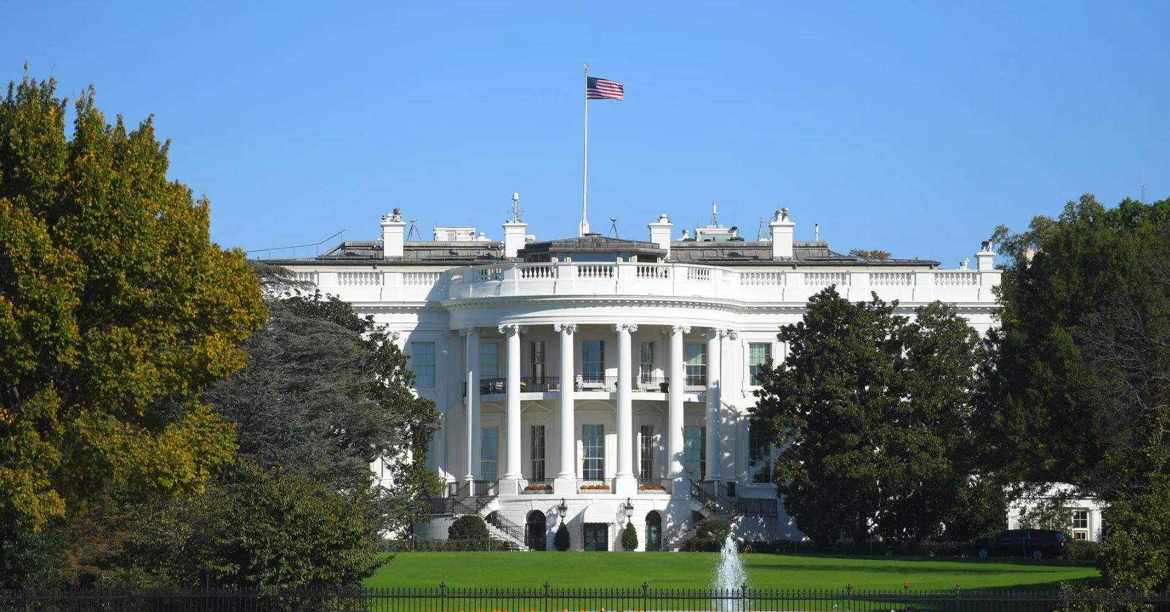  البيت الأبيض: سنواصل جهودنا لتمديد الهدنة.. وسندعم "إسرائيل" إذا قررت العودة لضرب حماس