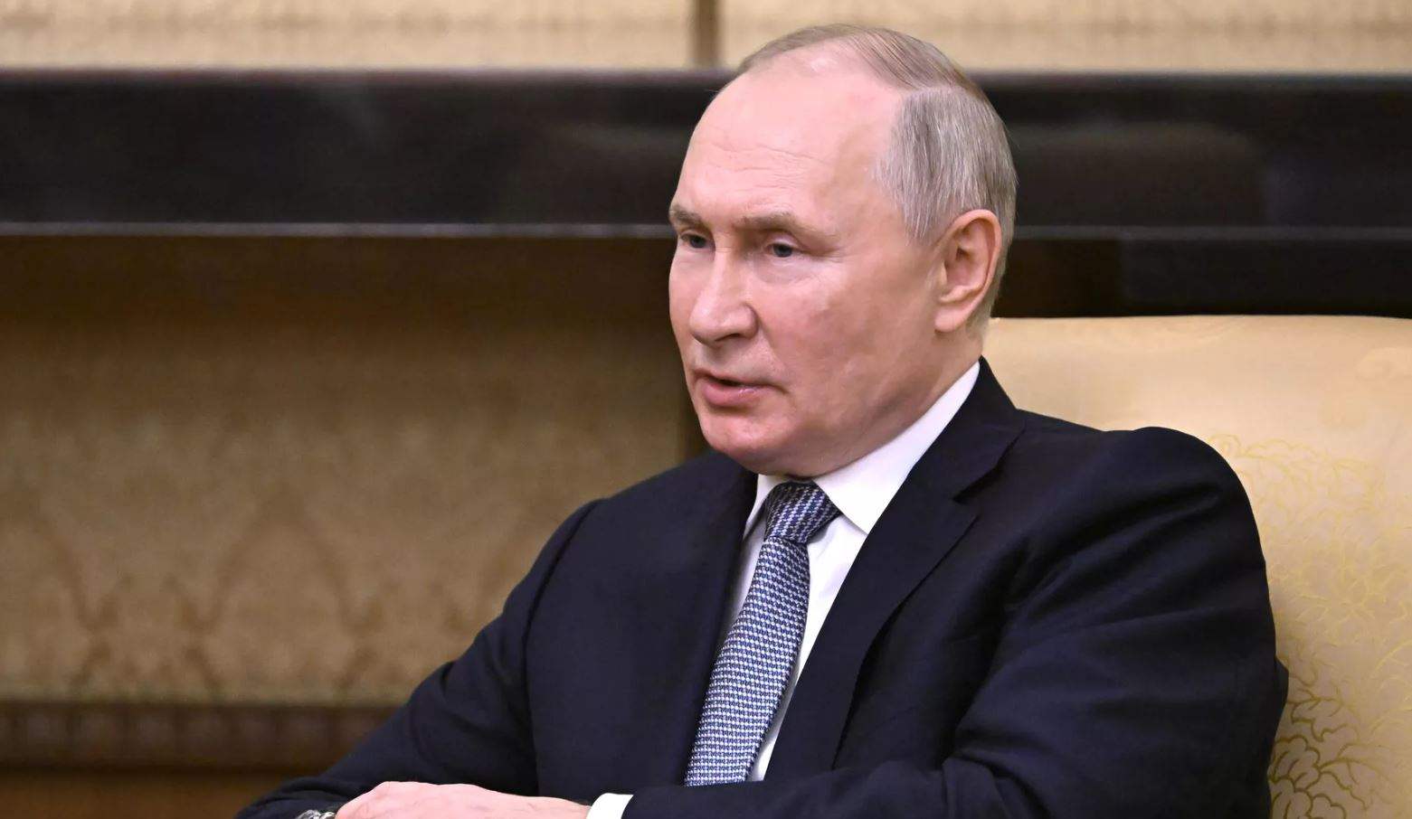 بوتين يوقع مرسوماً يحدد طاقم أركان الجيش