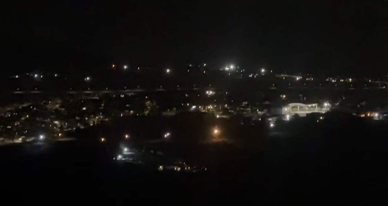 بالفيديو - لحظة سقوط صاروخ أطلق من غزة وسقط بالقرب من مستوطنة &quot;تكواع&quot; جنوبي مدينة القدس 