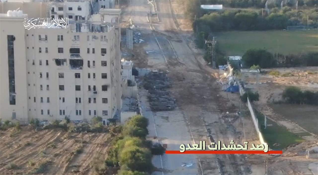 بالفيديو - كتائب القسام تستهدف تحشدات لآليات العدو شمال المنطقة الوسطى بـ 3 طائرات مسيرة من طراز "الزواري الإنتحارية"