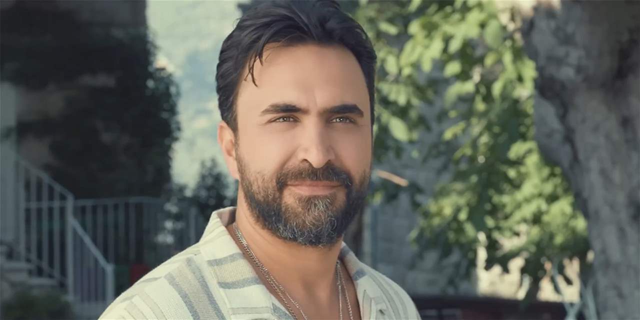 احتراق سيارة نادر الاتات وهو ينجو بأعجوبة