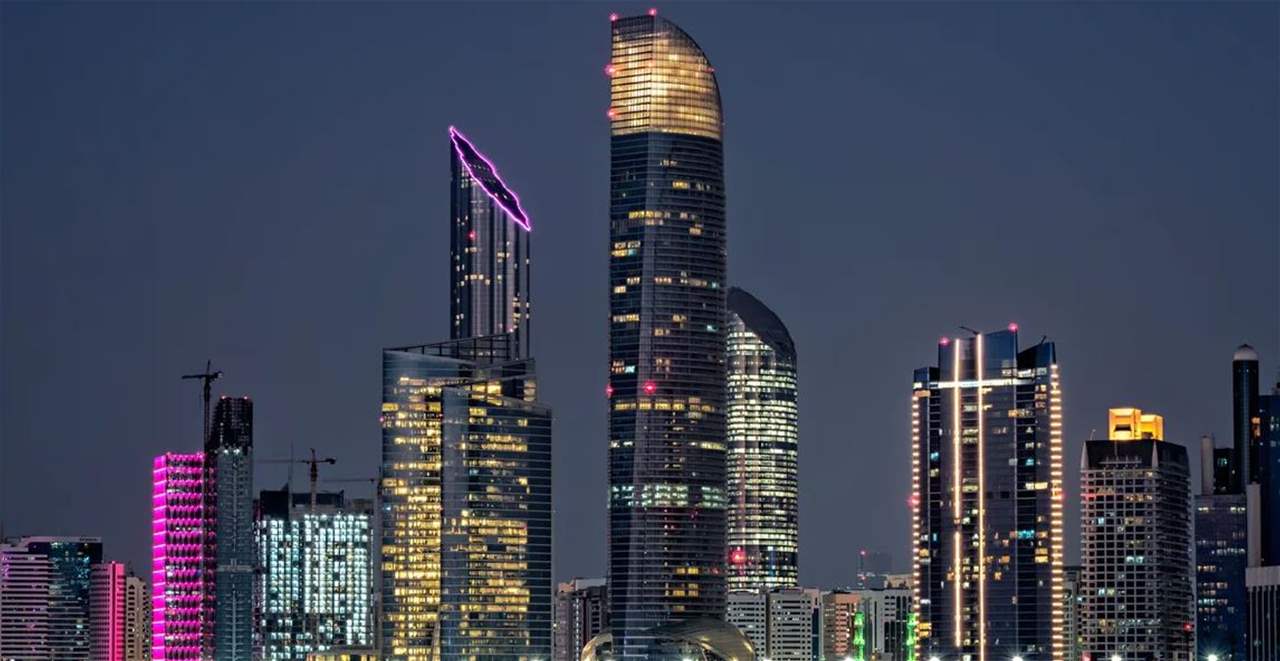 بنوك الإمارات تتعهد بتقديم 200 مليار دولار للتمويل الأخضر