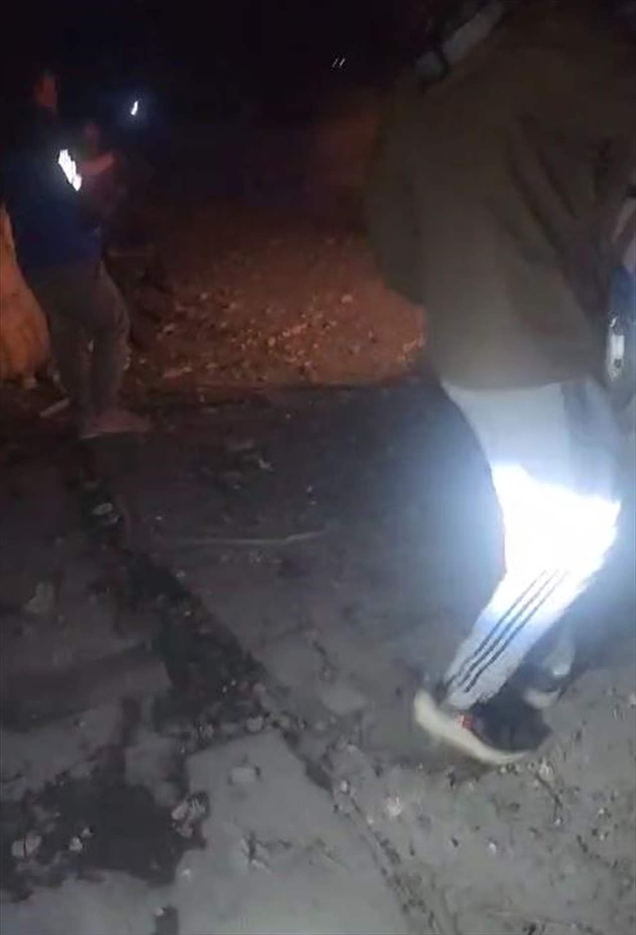 مشاهد جديدة من المكان المستهدف في بلدة مجدل زون الجنوبية