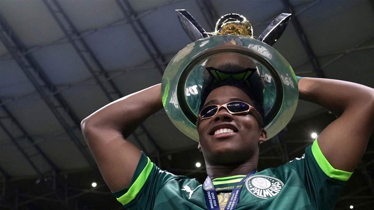 فيديو - الآلاف استقبلوا إندريك احتفالاً باللقب