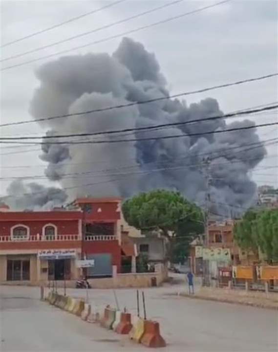 بالفيديو - المنزل الذي استهدفه العدو الإسرائيلي في بلدة عيترون 