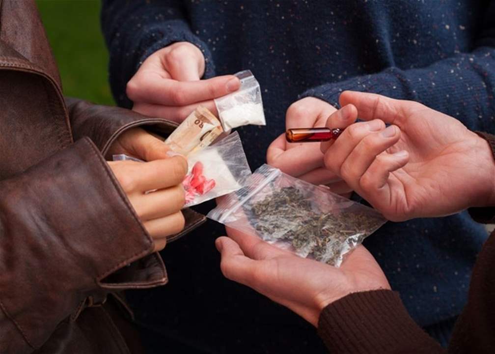 "الاخبار": متعاطو الـ"كوكتيلات" يتحوّلون إلى زومبي..  مدمنو المخدرات زادوا أربعة أضعاف منذ 2019 