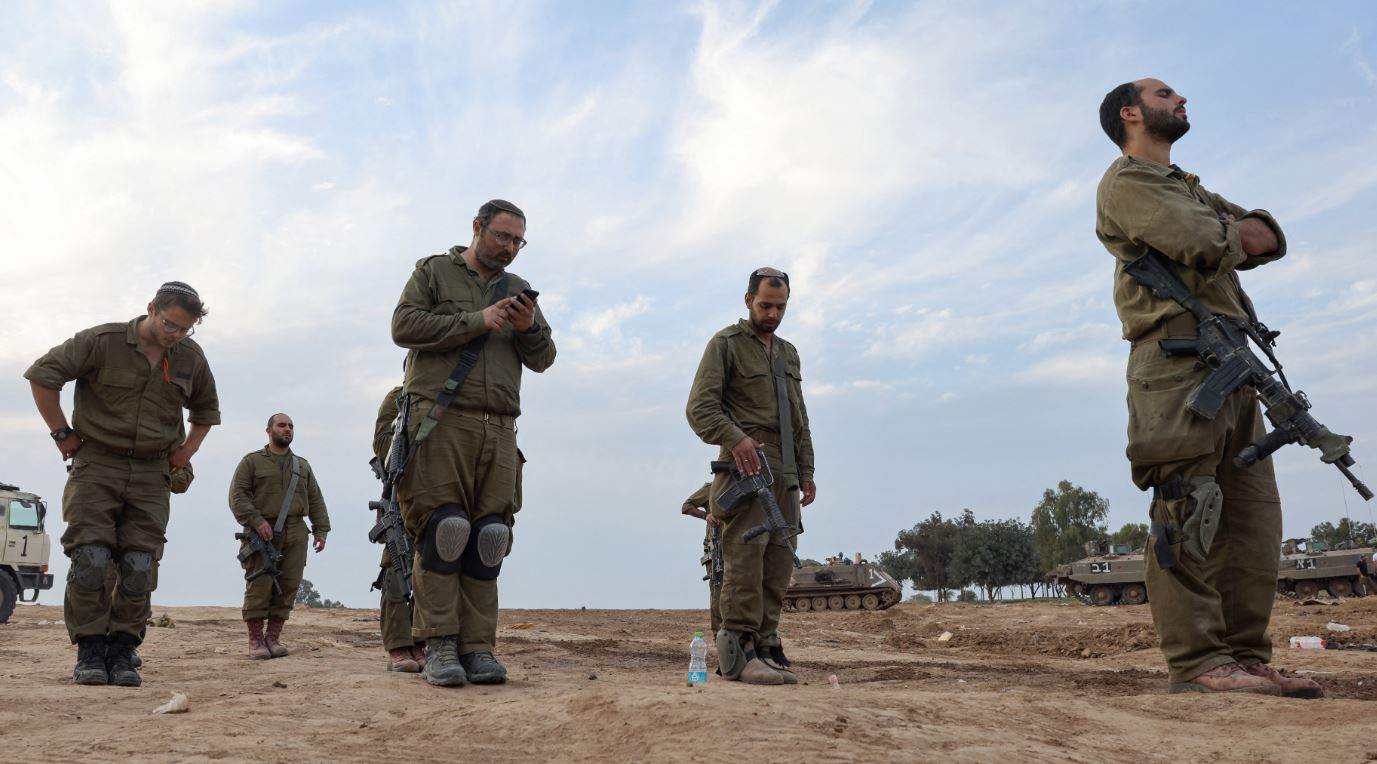 تحقيق إسرائيلي يكشف تفاصيل عن مقتل الأسرى الـ3 في غزة
