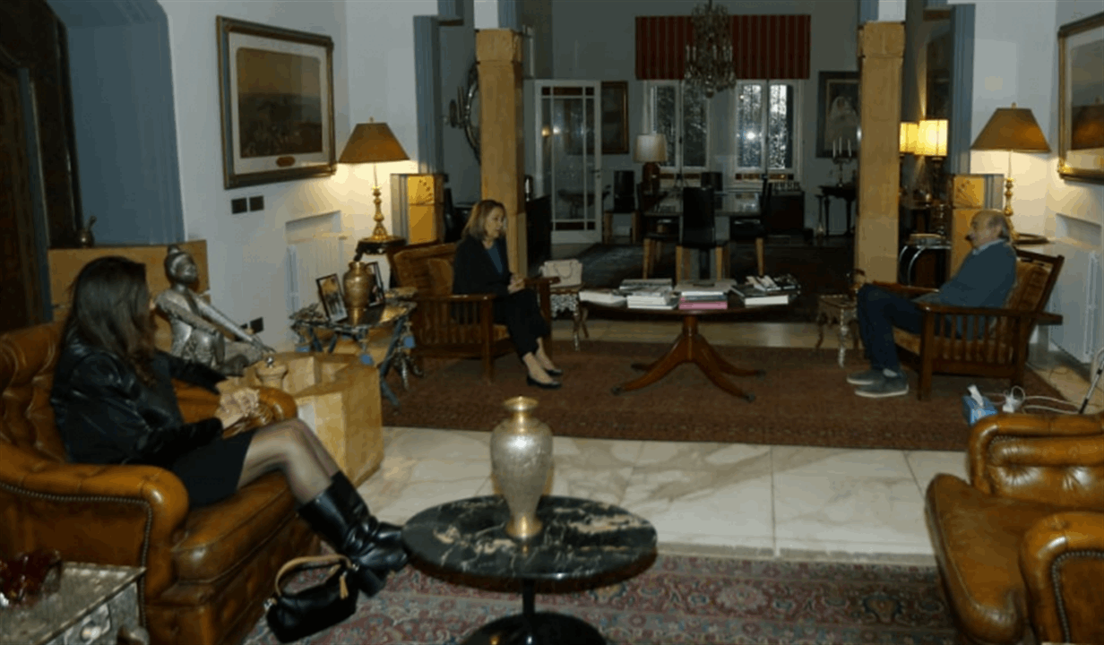 جنبلاط استقبل في كليمنصو عضو مجلس الشيوخ الفرنسي هيلين كونواي موريه