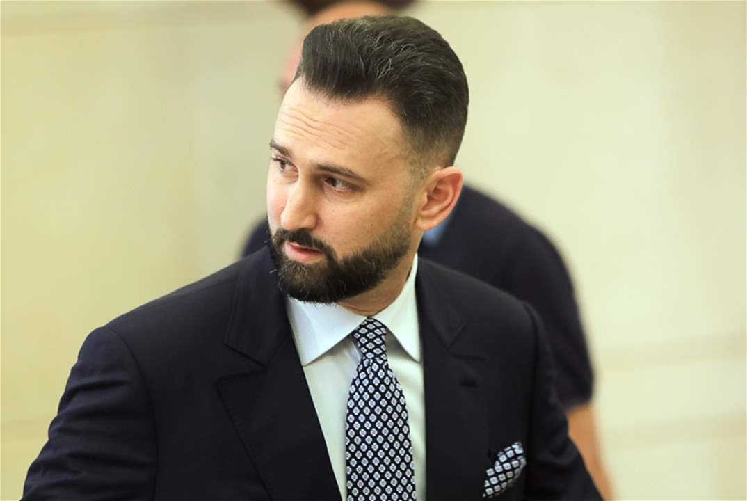 تيمور جنبلاط زار السفارة الكويتية معزيا بالأمير نواف: كان صديقا كبيرا للبنان 