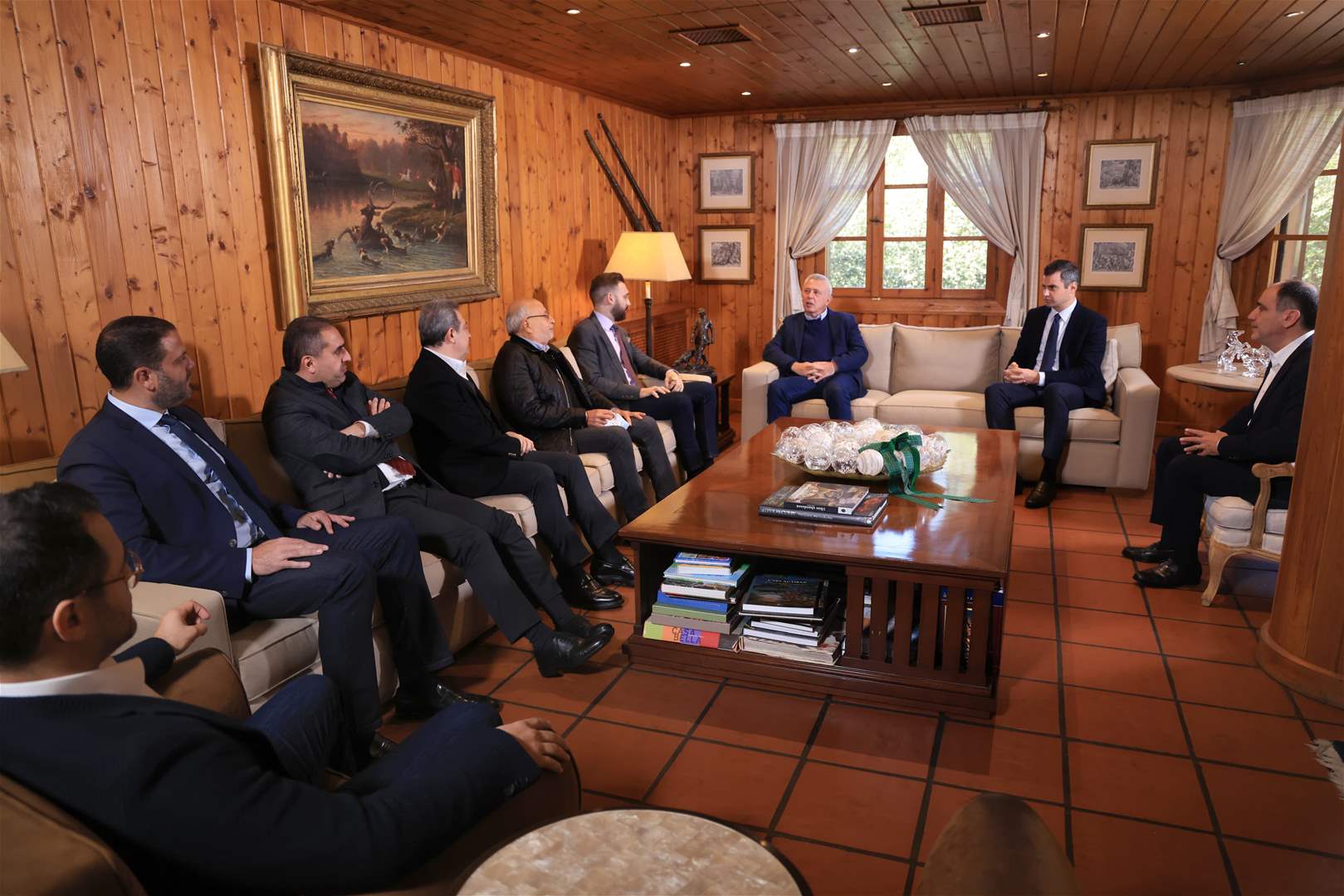 وفد من "الإشتراكي" زار بنشعي.. طوني فرنجية: لا خروج للبنان من نفقه الأسود من دون التواصل والحوار