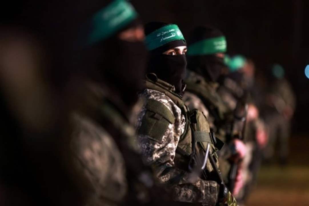 قناة إسرائيلية تبث صورة حديثة تزعم بإنها لـ "محمد ضيف" قائد "القسام" 