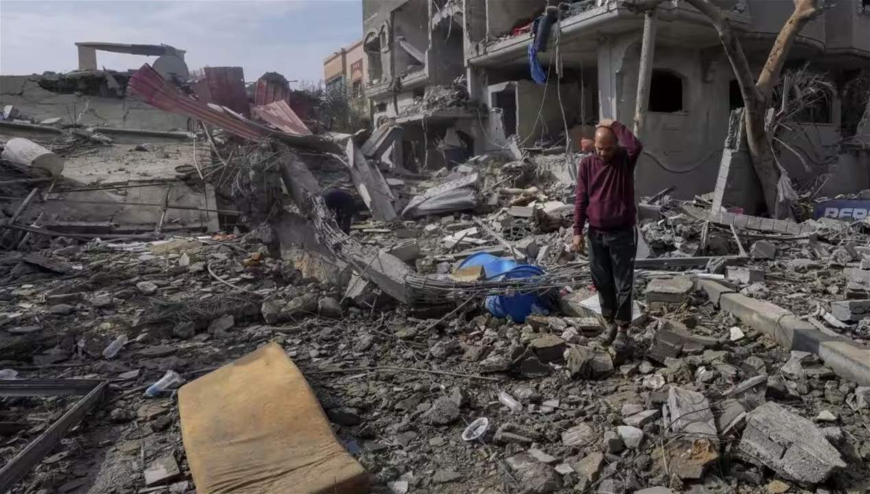 17 شهيداً بإستهداف منازل وسط غزة الليلة الماضية