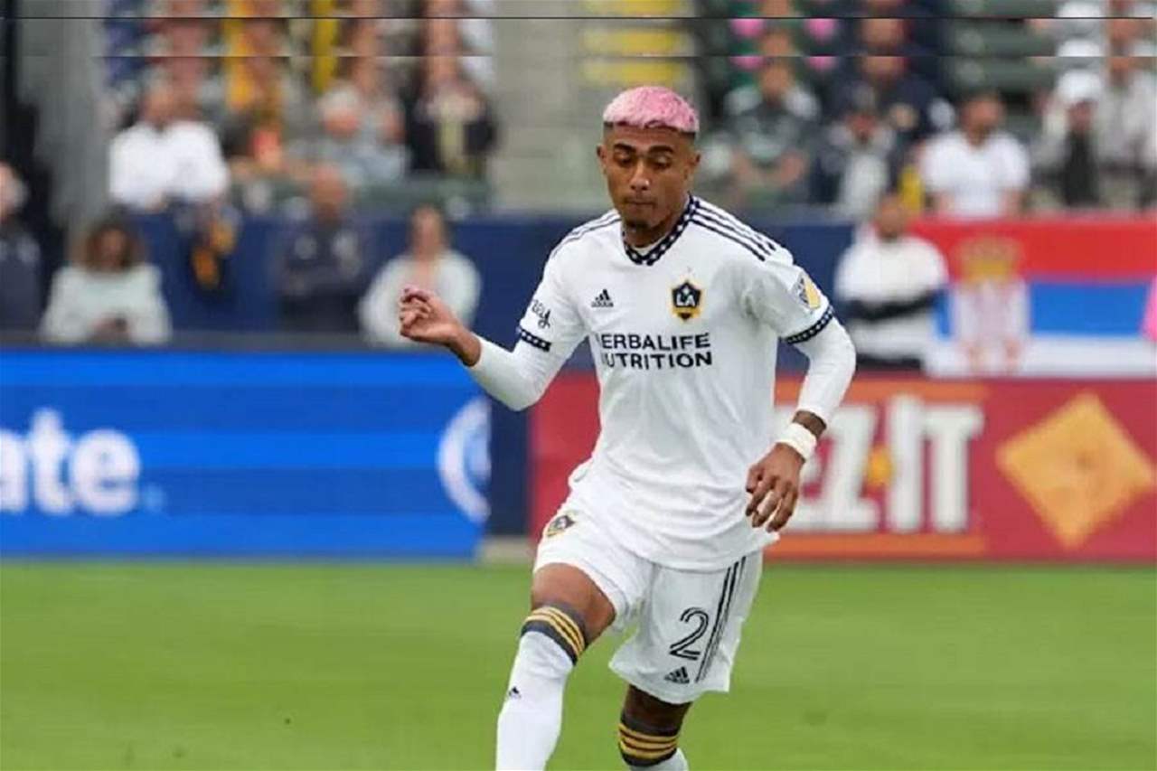 هل وجد برشلونة ضالته في لاعبه كبديل لكانسيلو؟