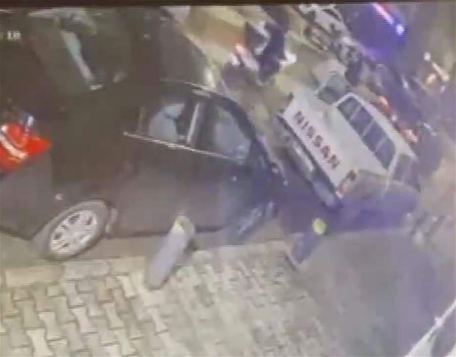 بالفيديو -مقتل شرطي بلدية وجرح مصري باطلاق نار في بيروت