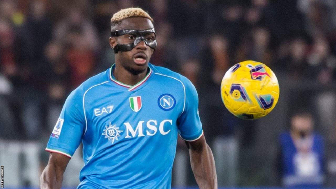 فيديو - سافروا 8000 كيلومتراً لمتابعة فيكتور أوسيمين