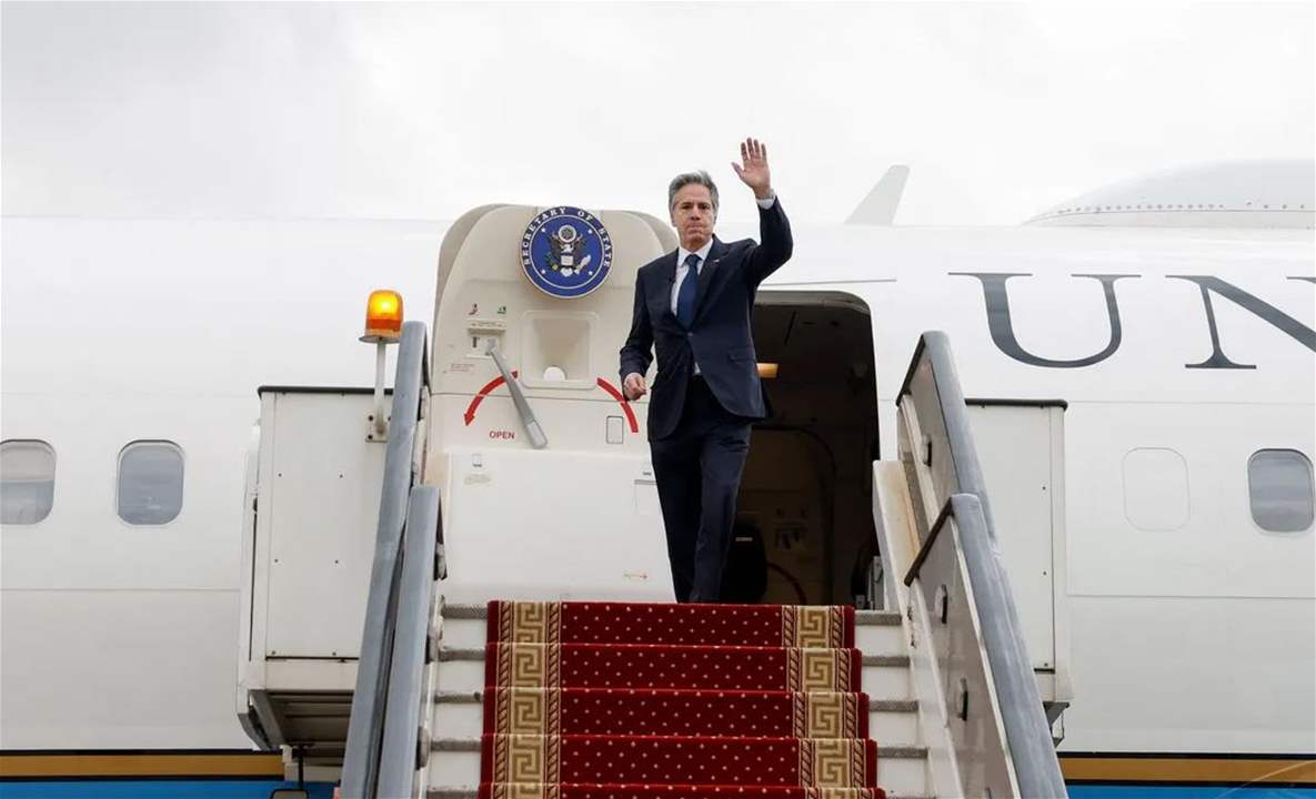 خلال مغادرته دافوس.. "عطل خطير" في طائرة بلينكن