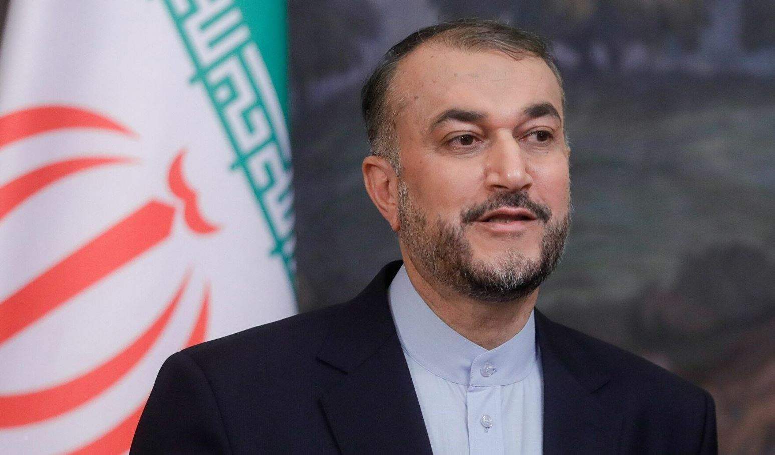 وزير الخارجية الإيراني: لا يحق للندن وواشنطن جعل أمن المنطقة رهينة بيد نتنياهو