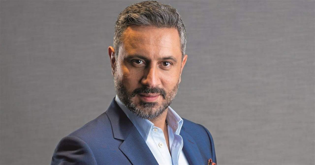 قيس الشيخ نجيب في موقف محرج في Joy Awards بسبب نجم عالمي 