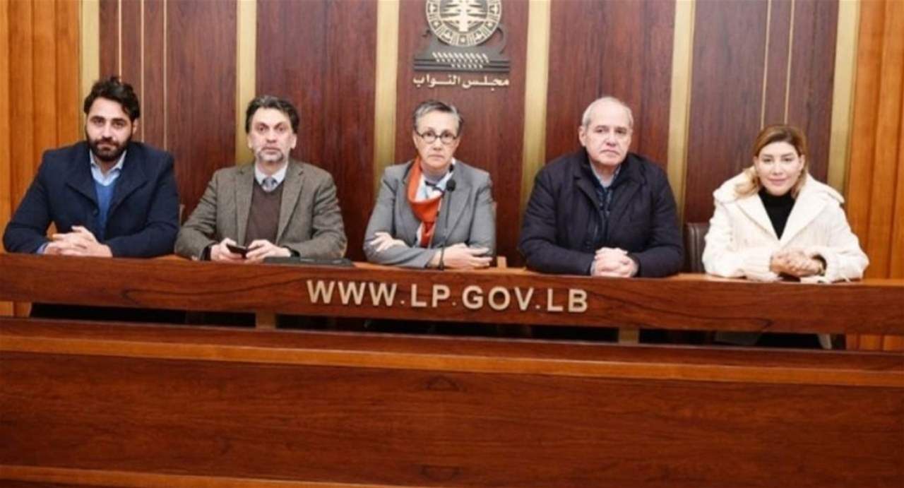 6 نواب تغييريون يتضامنون مع الصحافي رياض طوق: ستظل الاقلام الشريفة سيوفاً على كل من كان له علاقة بطمس الحقيقة