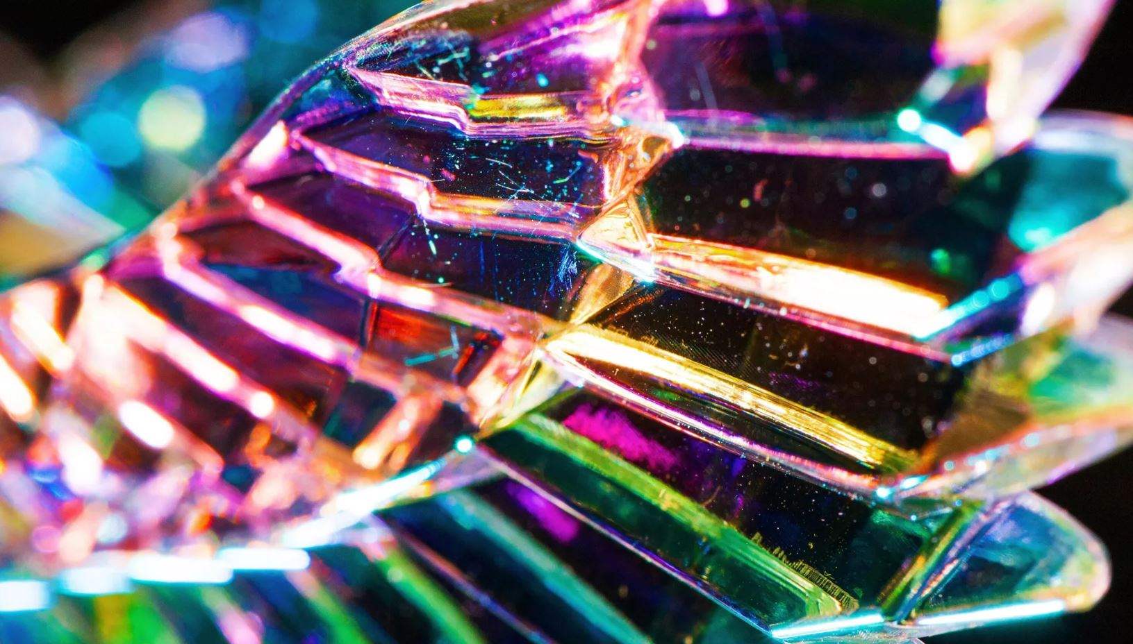 زجاج منزلك قد يتحول إلى مولدات كهربائية بكفاءة عالية