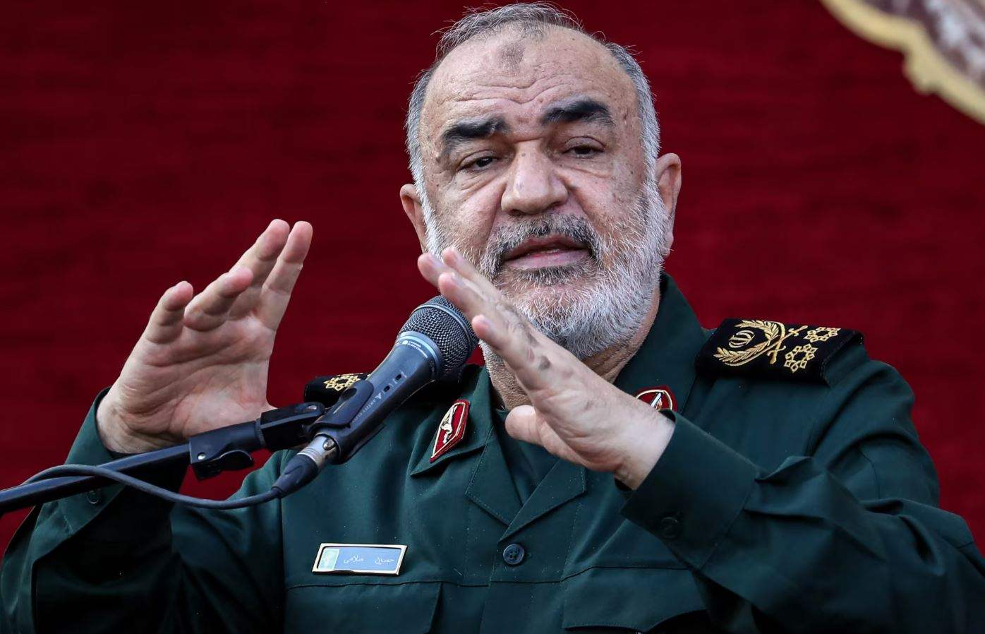  قائد الحرس الثوري الإيراني يهدّد: &quot;السفن بالسفن&quot;
