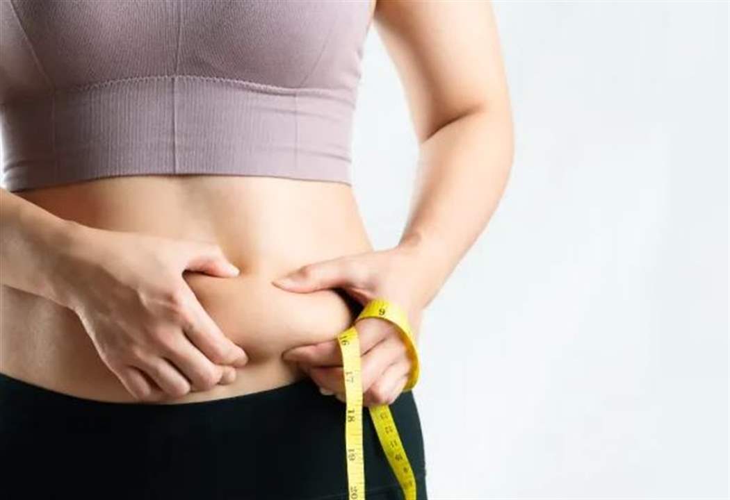 تناول 10 مشروبات لحرق الدهون صباحاً... ما هي؟ 