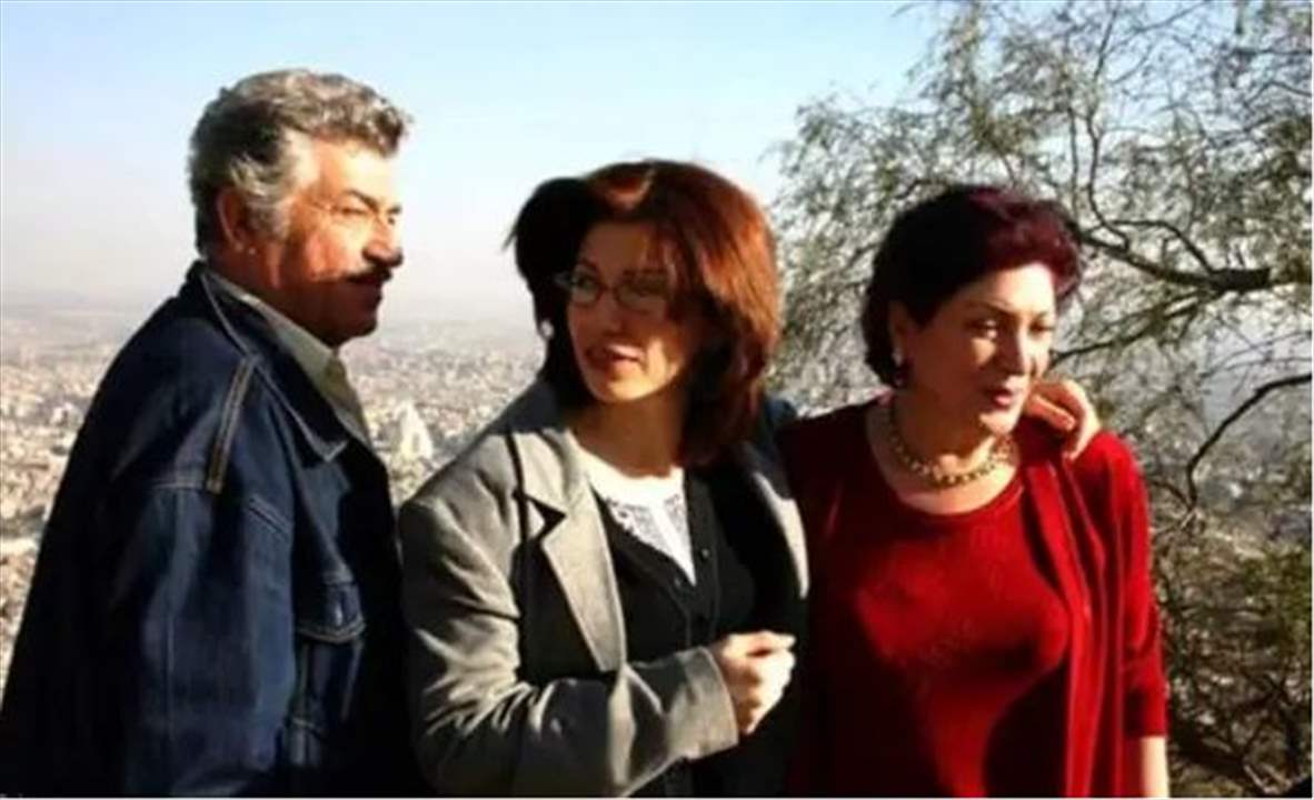 اول ظهور لـ يارا صبري بعد وفاة والدتها ثناء دبسي وتنعاها بكلمات مؤثرة 