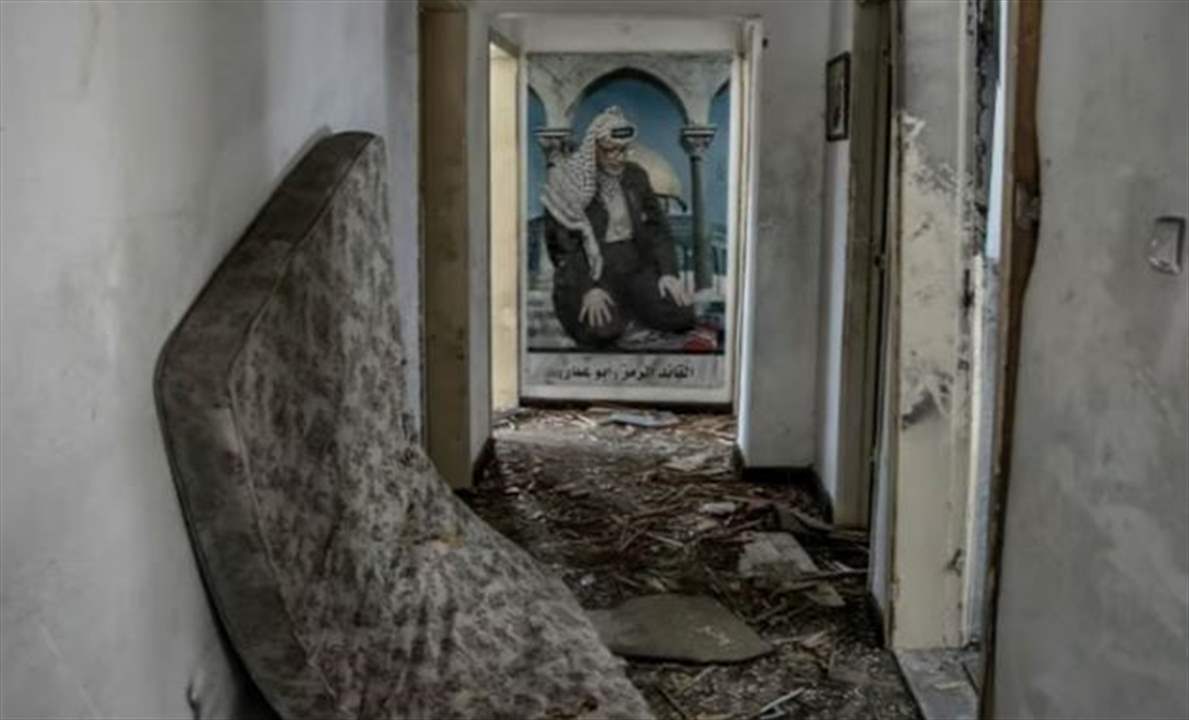   بالصور - إسرائيل تدمر منزل ياسر عرفات .. التفاصيل على الرابط: 