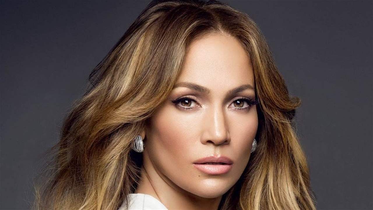 هل تعرضت جينيفر لوبيز للتعنيف في علاقة سابقة؟