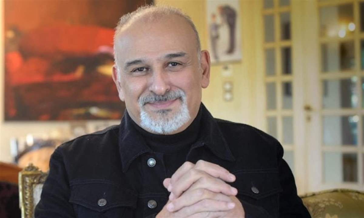 جمال سليمان يستذكر أول لقاء له مع ثناء دبسي