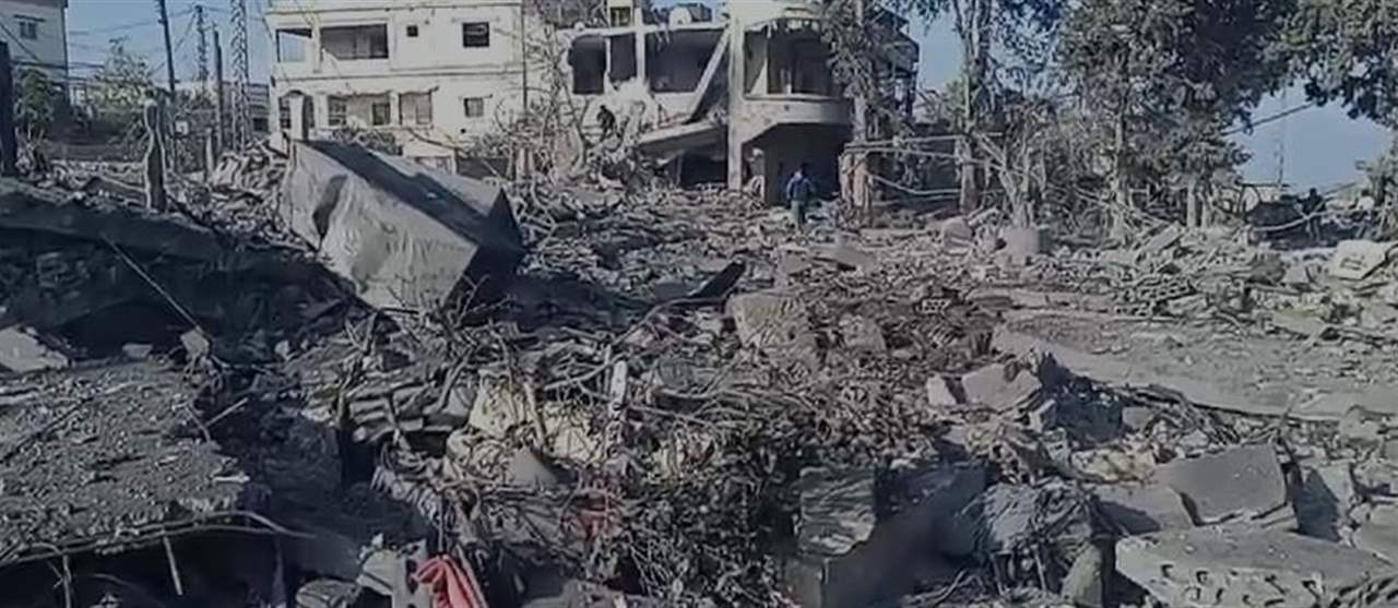 بالفيديو والصور - حجم الدمار الذي خلفته الغارة الاسرائيلية مساء أمس على منزل في بلدة الضهيرة 