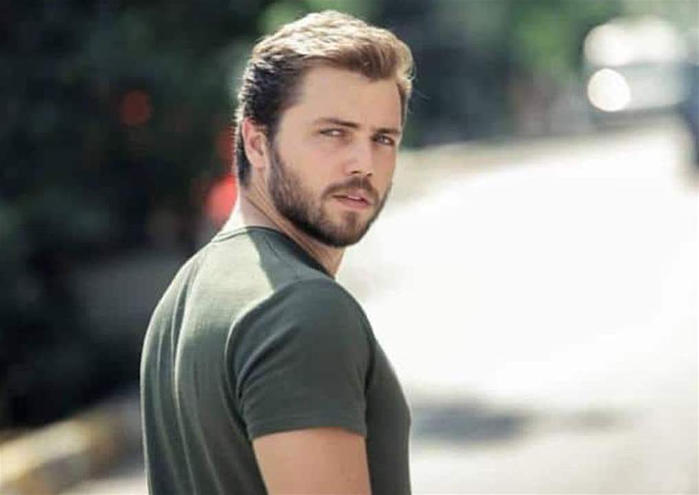 بطل مسلسل العهد يحتفل بخطوبته وهذه هوية العروس 